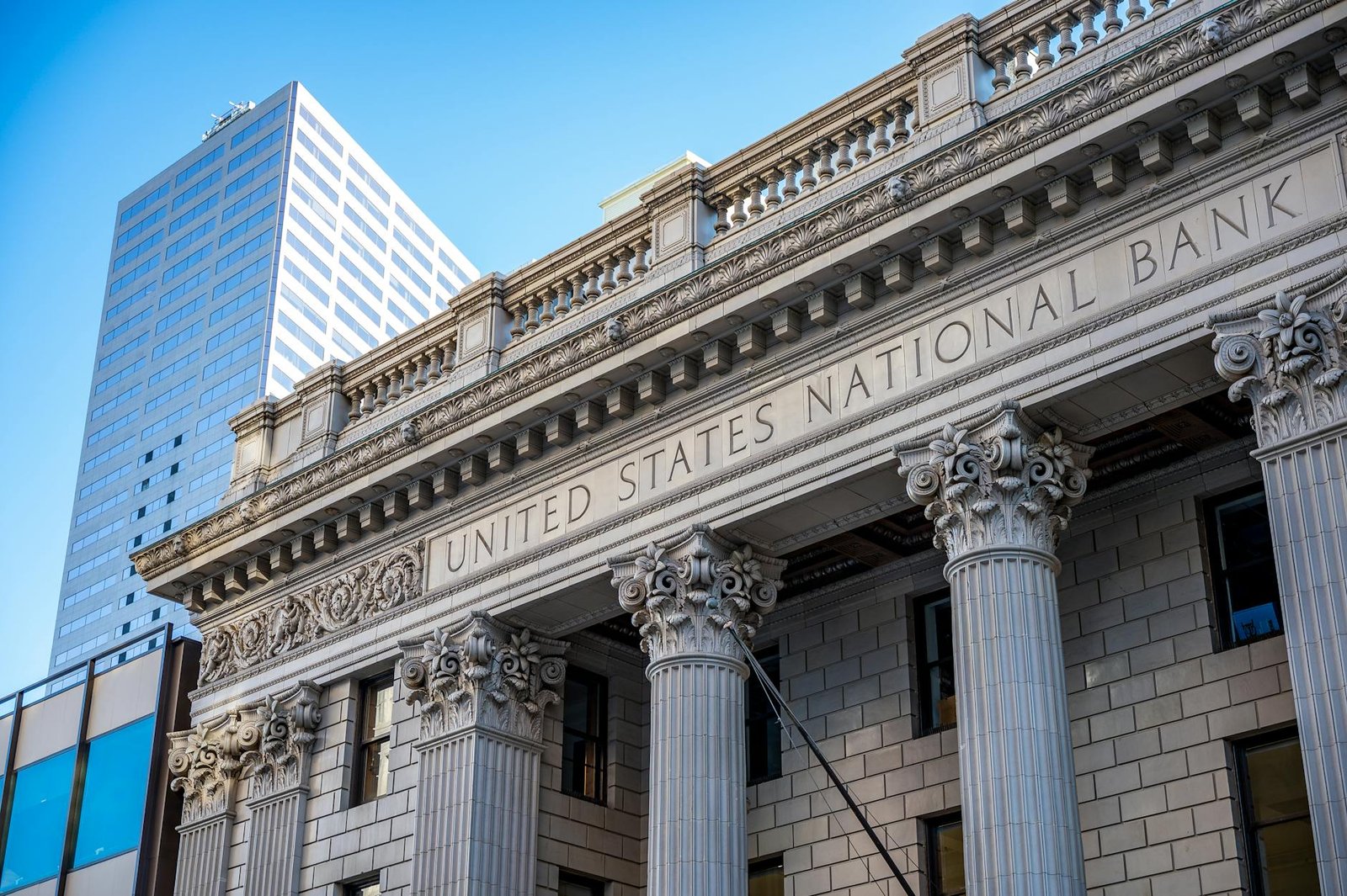 bank of england building — financial news