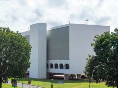 federal reserve building — financial news