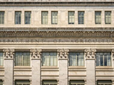 federal reserve building — financial news