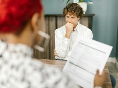 job seekers employment office — financial news