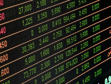 stock exchange trading floor — financial news