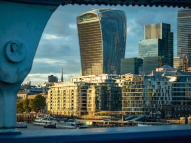 bank of england building london — financial news