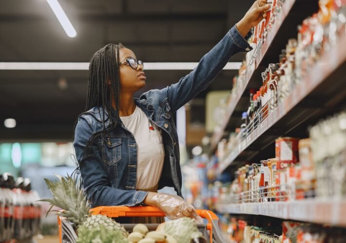 Consumer Sentiment Splits Along Political Lines as Economic Anxiety Persists