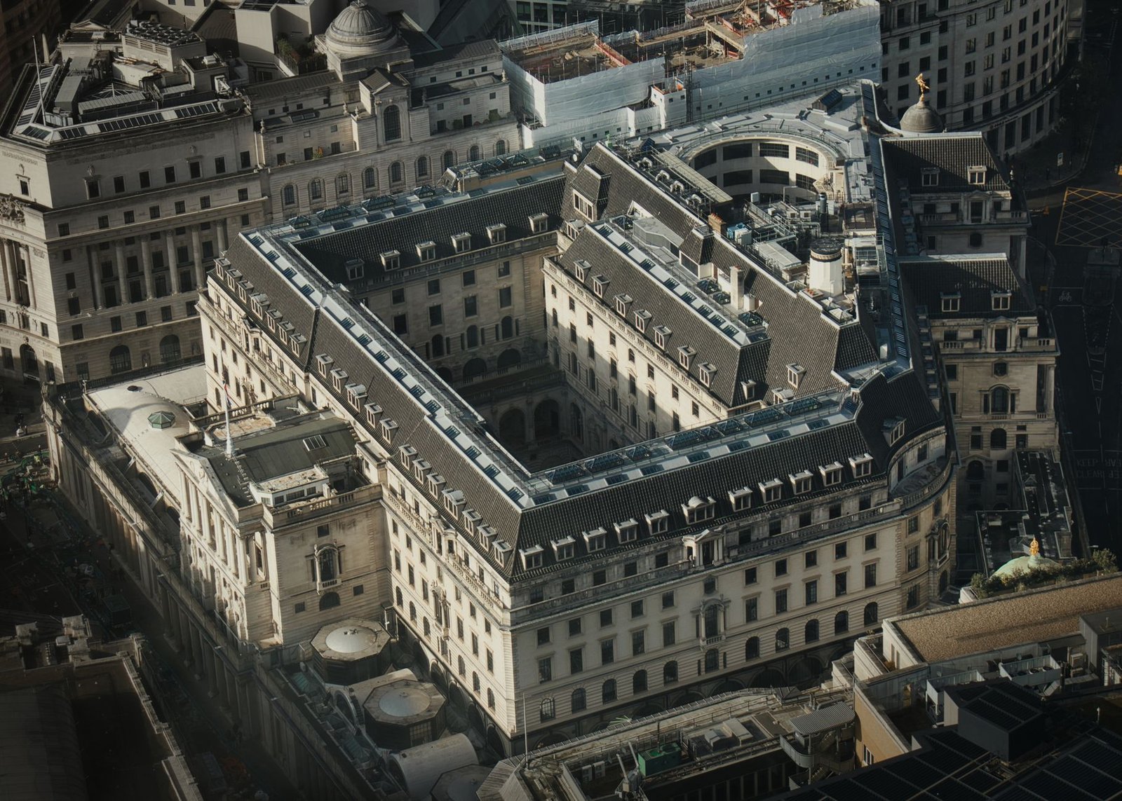 bank of england building london — financial news
