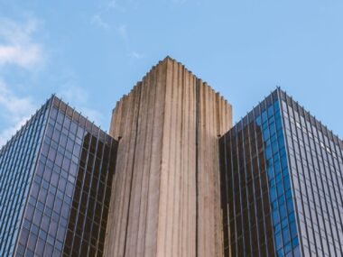 federal reserve building — financial news