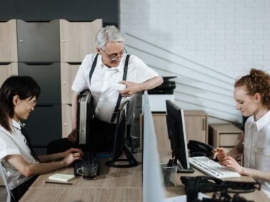 office workers — financial news