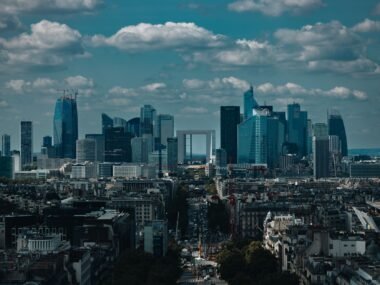 paris france financial district — financial news