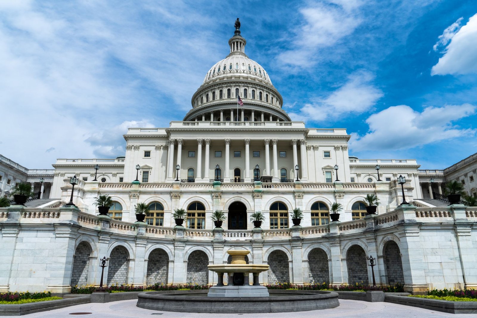 us capitol building washington — financial news