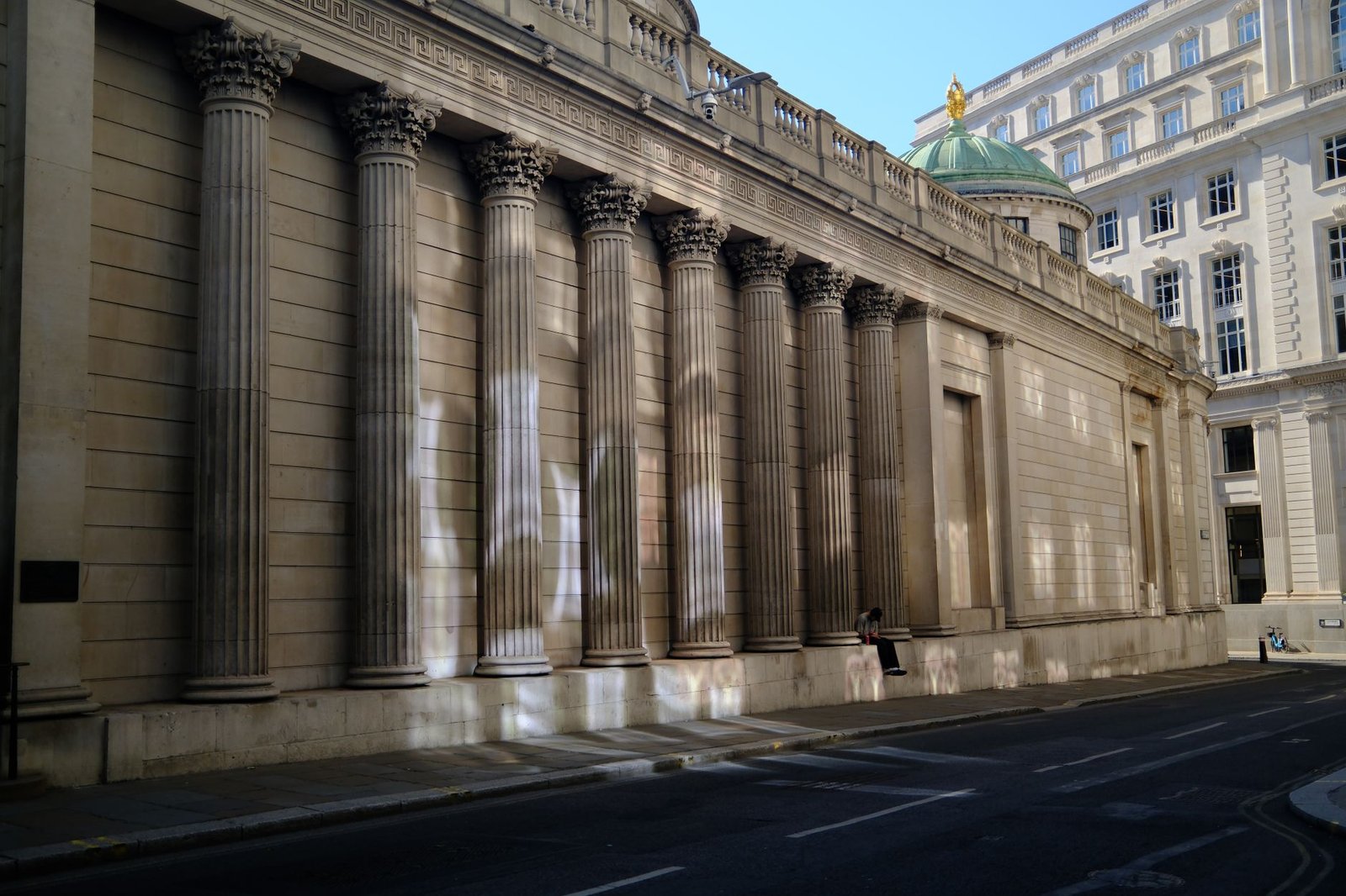 bank of england building london — financial news
