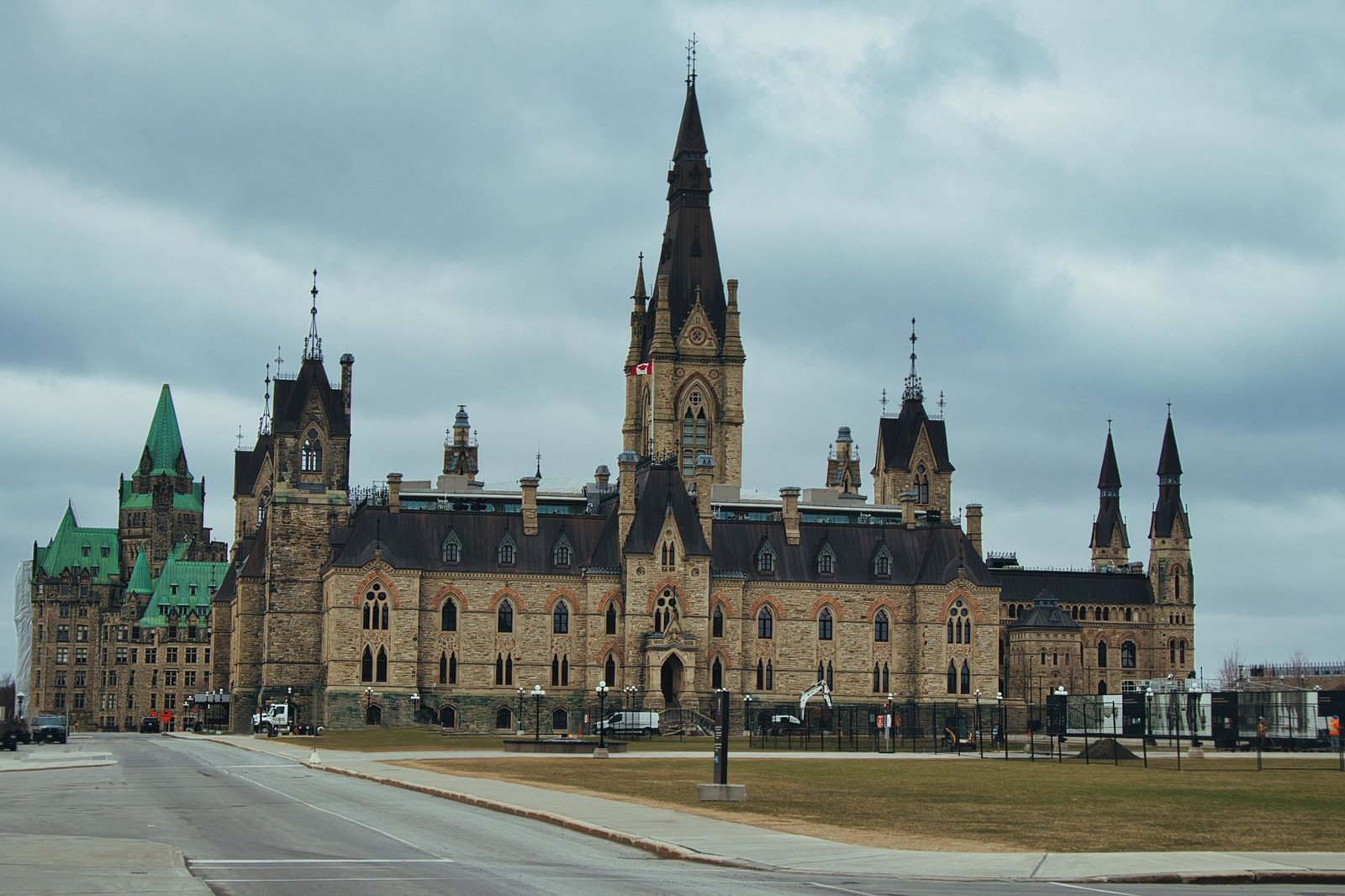 canada parliament building ottawa — financial news