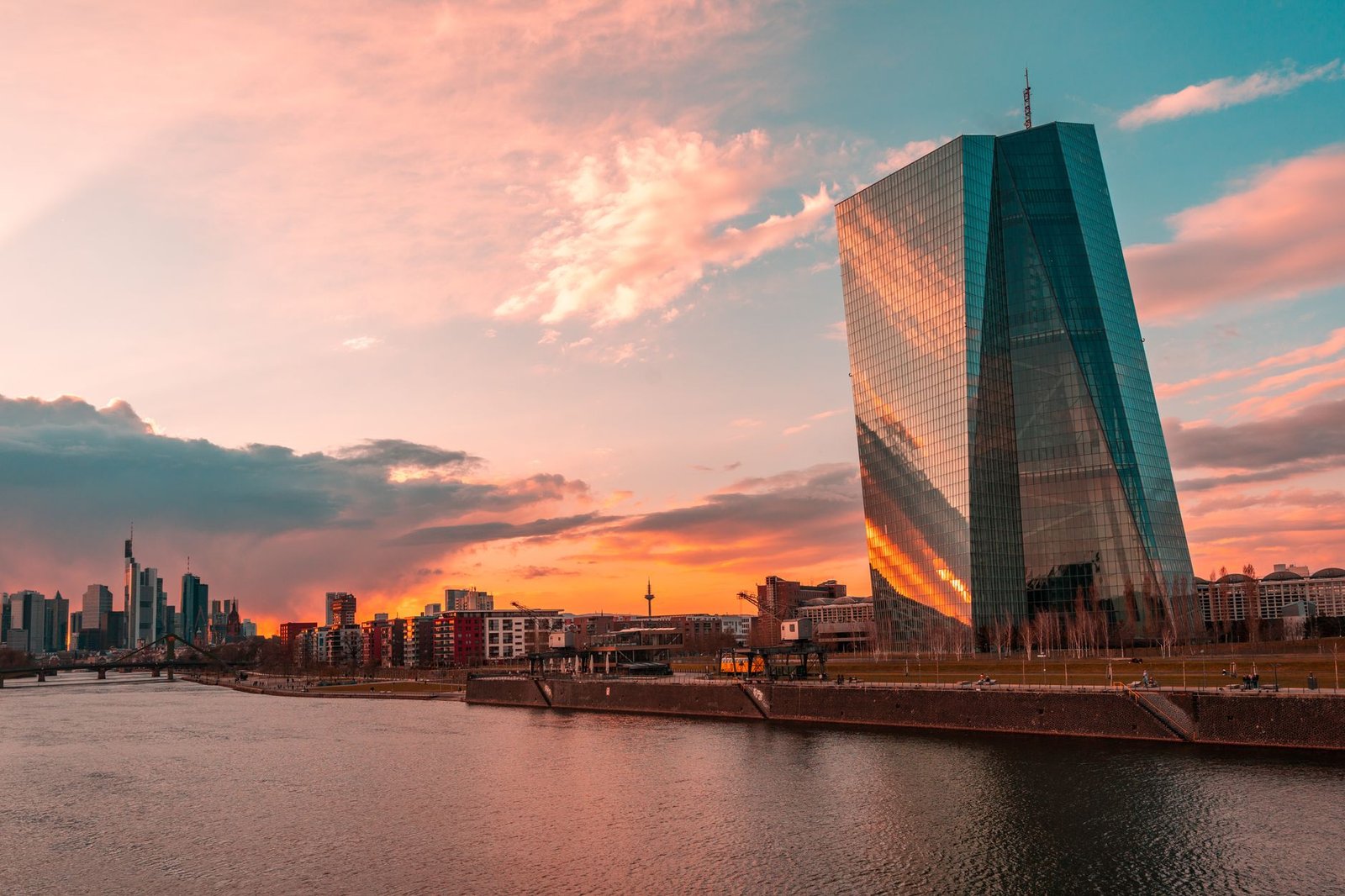european central bank building — financial news