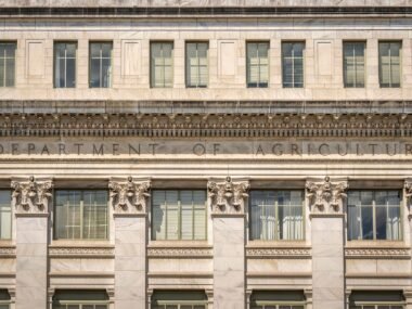 federal reserve building — financial news