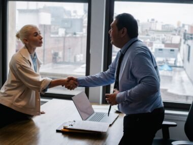 job seekers employment office — financial news