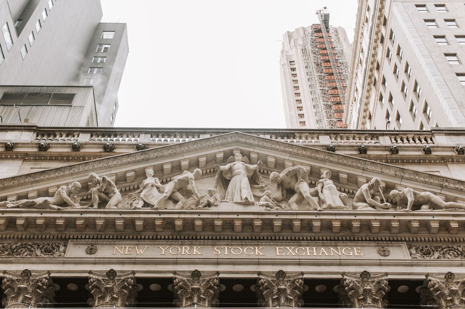mumbai stock exchange building — financial news
