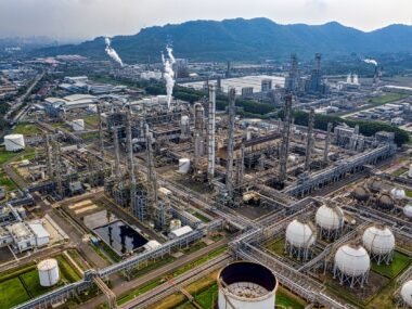 oil refinery pipeline — financial news