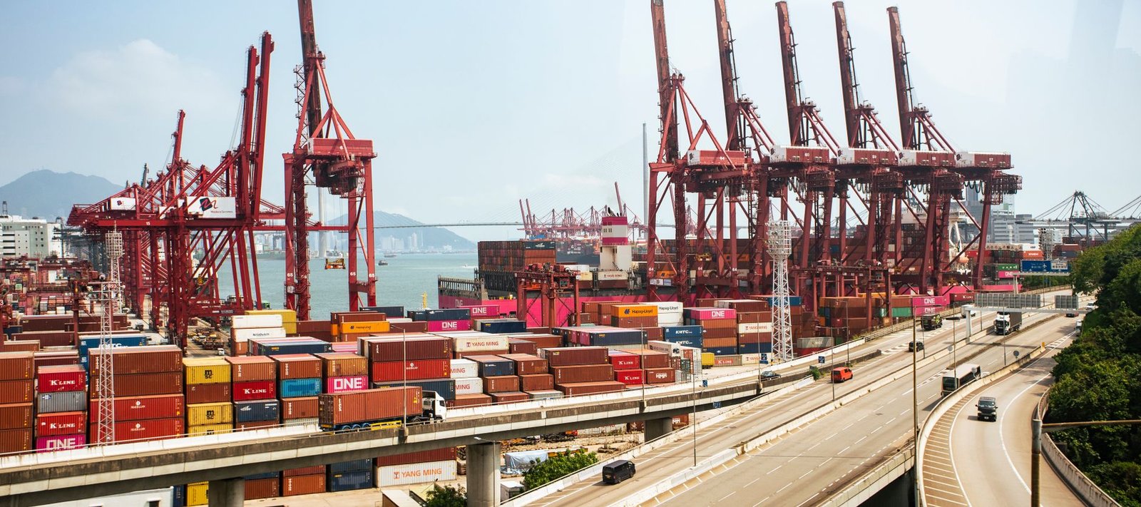 us china shipping containers port — financial news