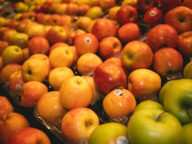 apple store front — financial news