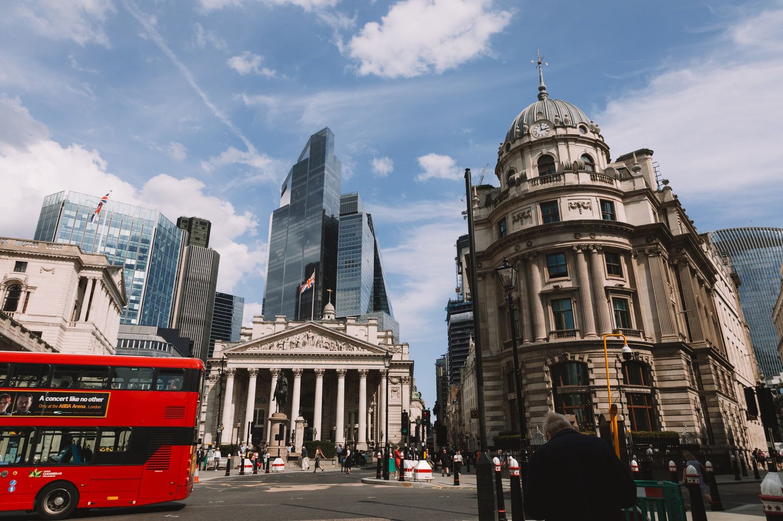 bank of england building london — financial news