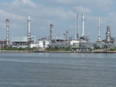 crude oil refinery — financial news