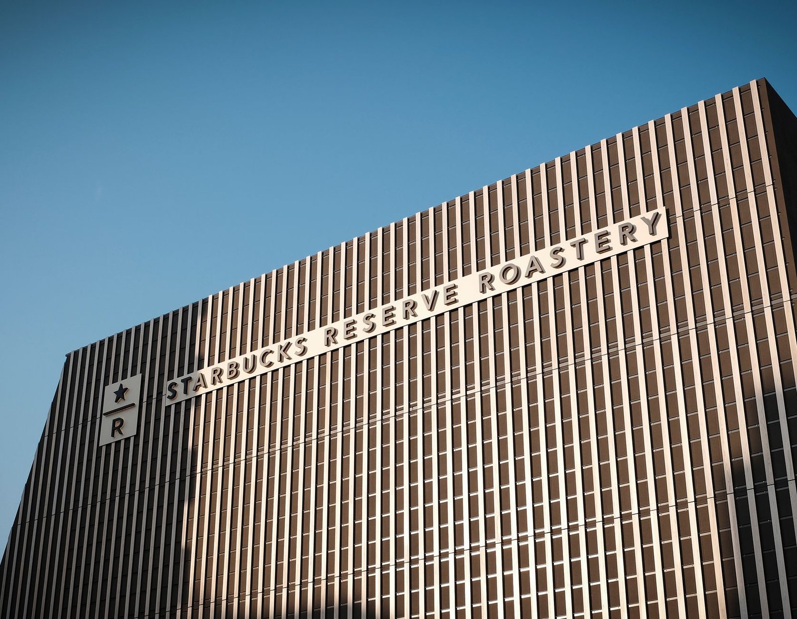 federal reserve building — financial news