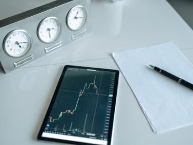 government bond trading floor — financial news