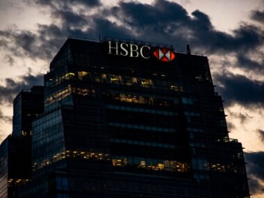 hsbc bank building — financial news