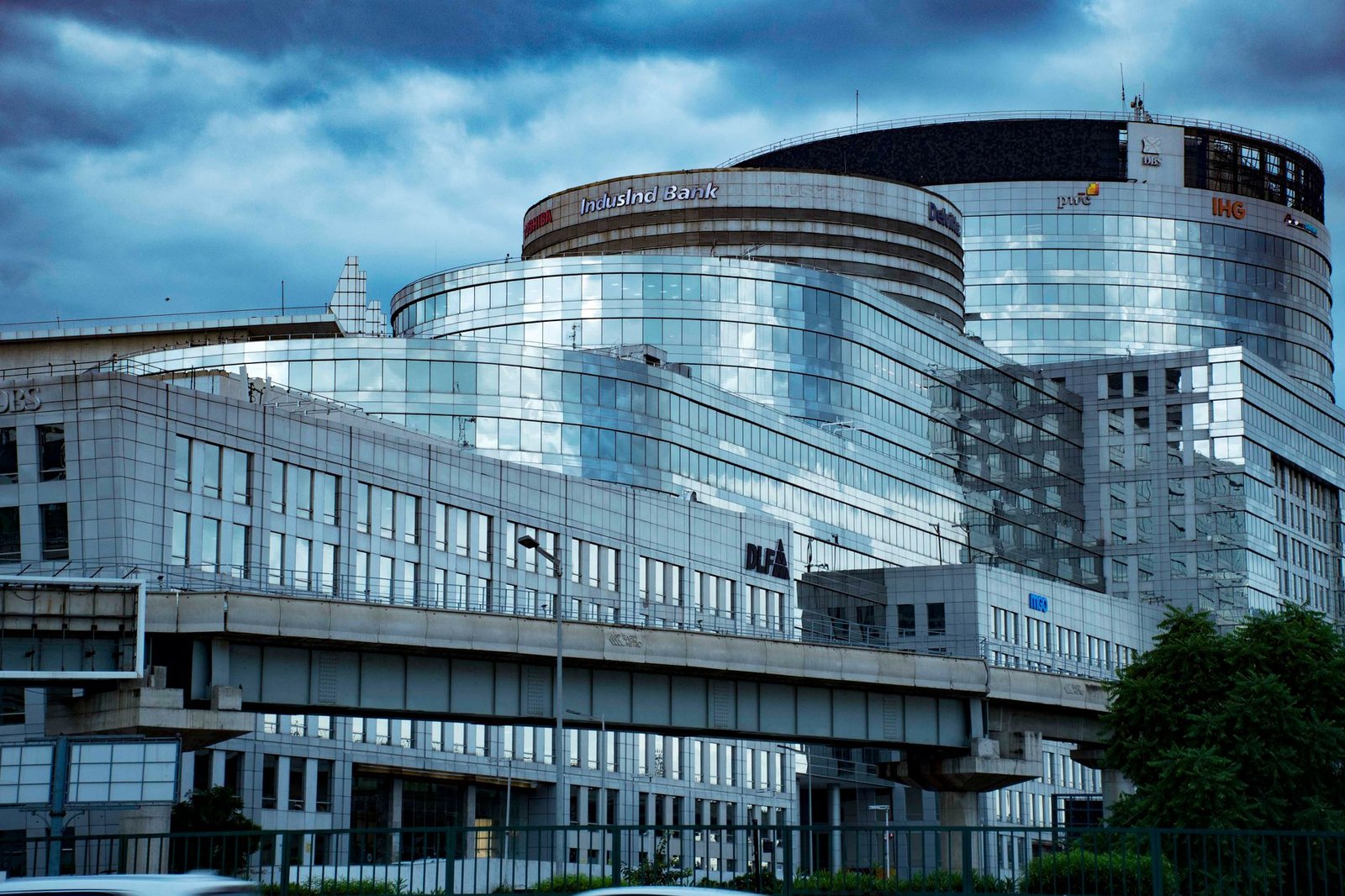 india central bank building — financial news