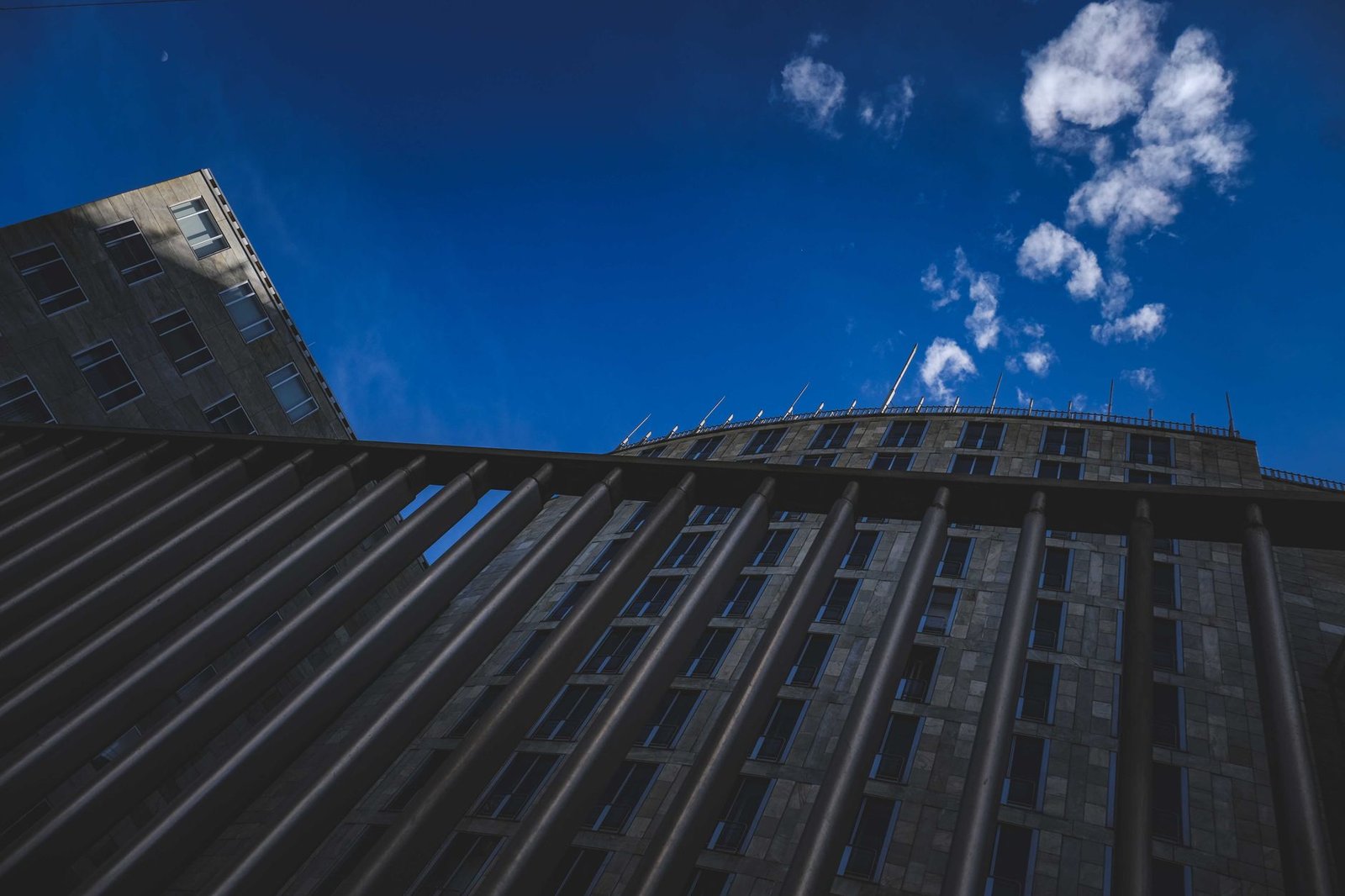 international monetary fund building — financial news