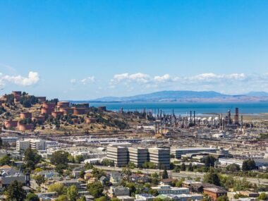 oil refinery new zealand — financial news