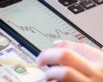 stock exchange floor — financial news