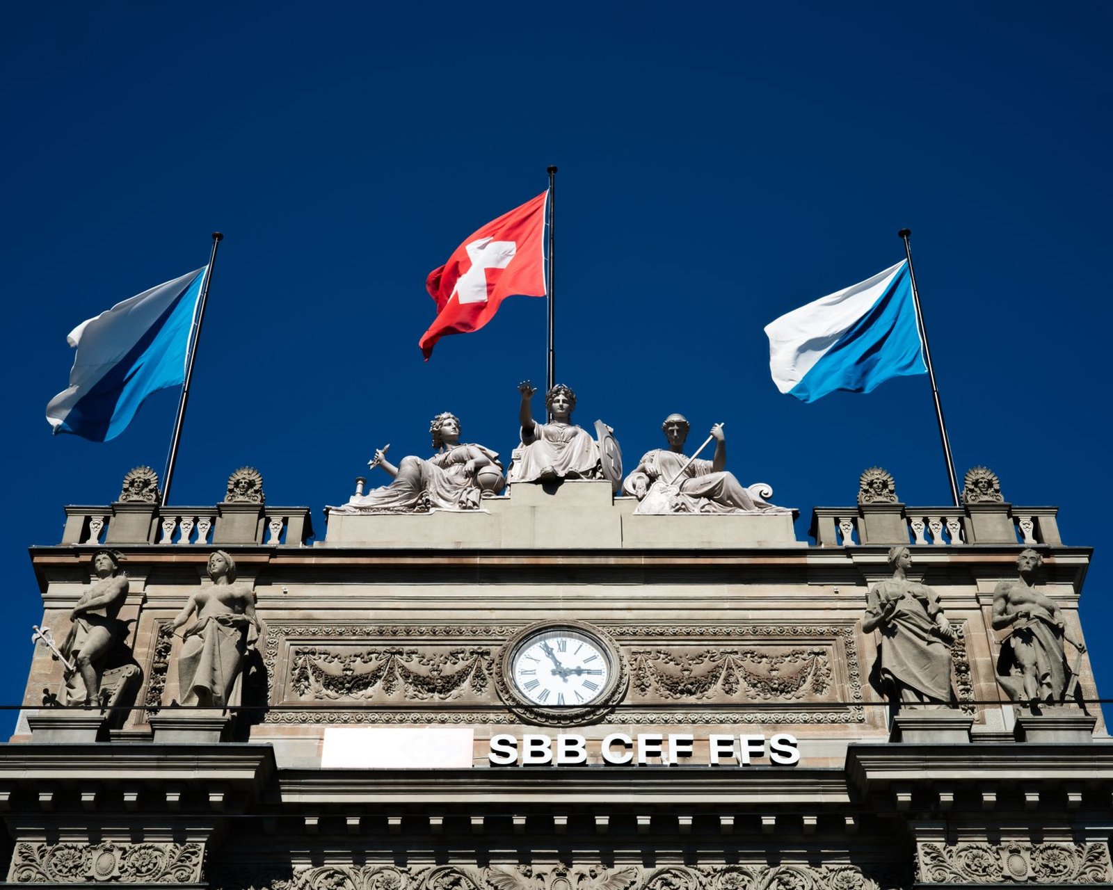 swiss national bank building — financial news