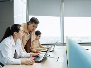 office workers — financial news