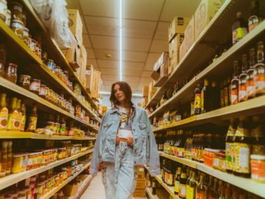 supermarket grocery store aisle — financial news