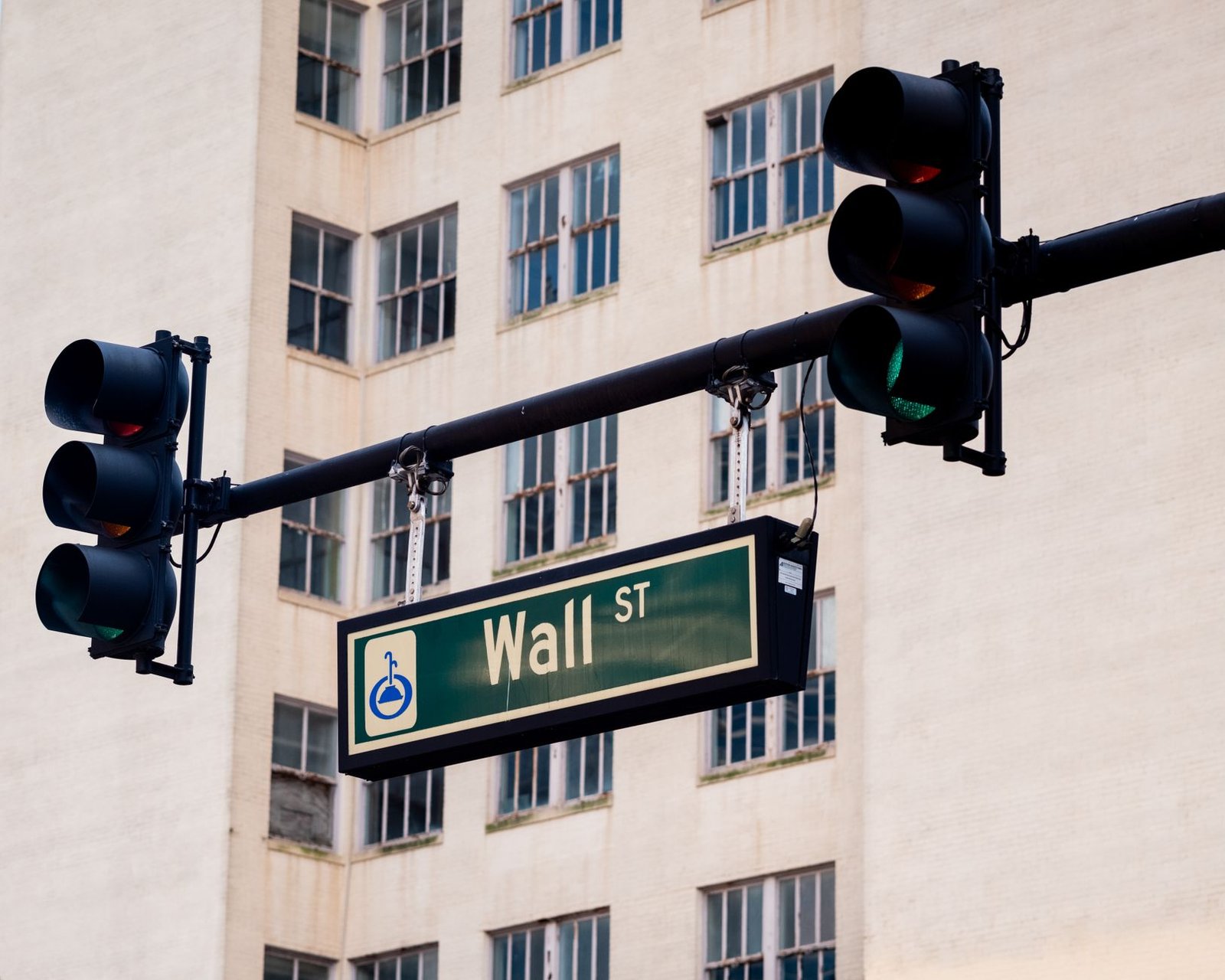 wall street new york — financial news