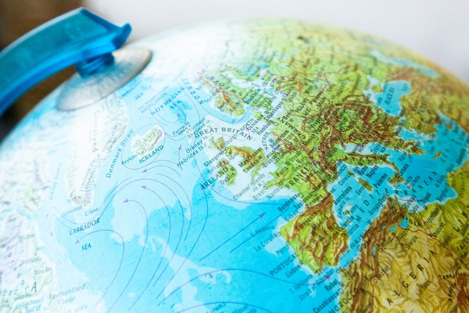 world map globe economy — financial news